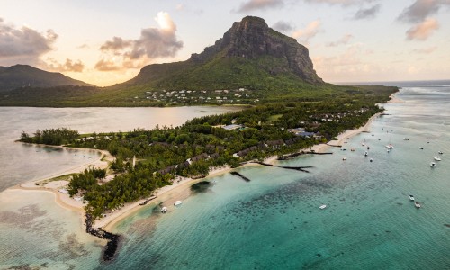 Paradis Beachcomber Golf Resort & Spa